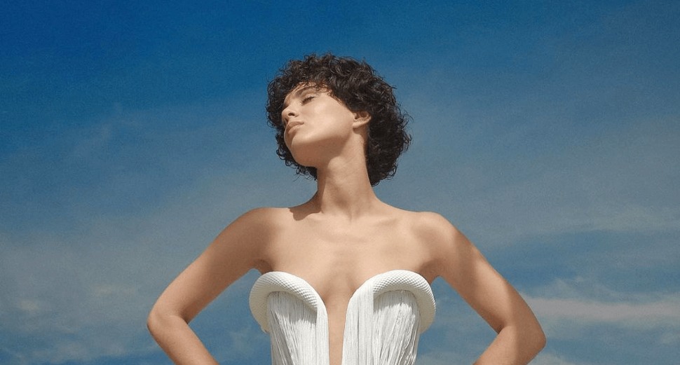 On N'enferme Pas Les Oiseaux Barbara Pravi Barbara Pravi sortira son premier album en août ! - RDL - La Radio qui